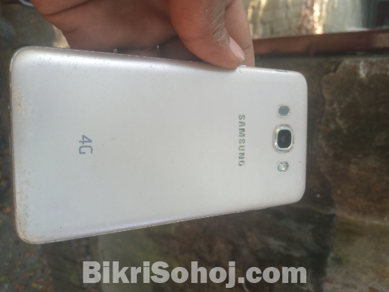 samsung Galaxy j7
